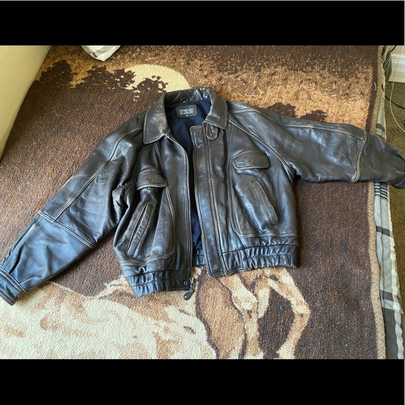 Compton & Ashley Leather Bomber Jacket - Picture 2 of 3